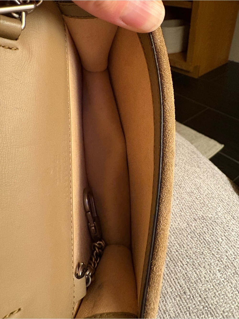 Gucci Beige and Brown Monogram Bag - Picture 8 of 10